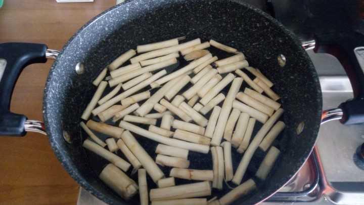 Intingolo di asparagi Intingolo di asparagi