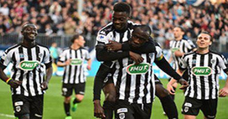 Grace à un but de Cheikh Ndoye, Angers fait subir à Nice sa première défaite à domicile