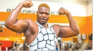 MMA : Tapha Tine va croiser le Thaïlandais, Benz