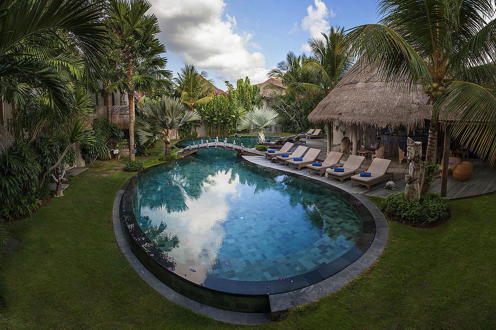 BLUE KARMA RESORT : Le luxe à Bali - Offres spéciales // Luxury in Bali - Member of the CLUB - Special Offers