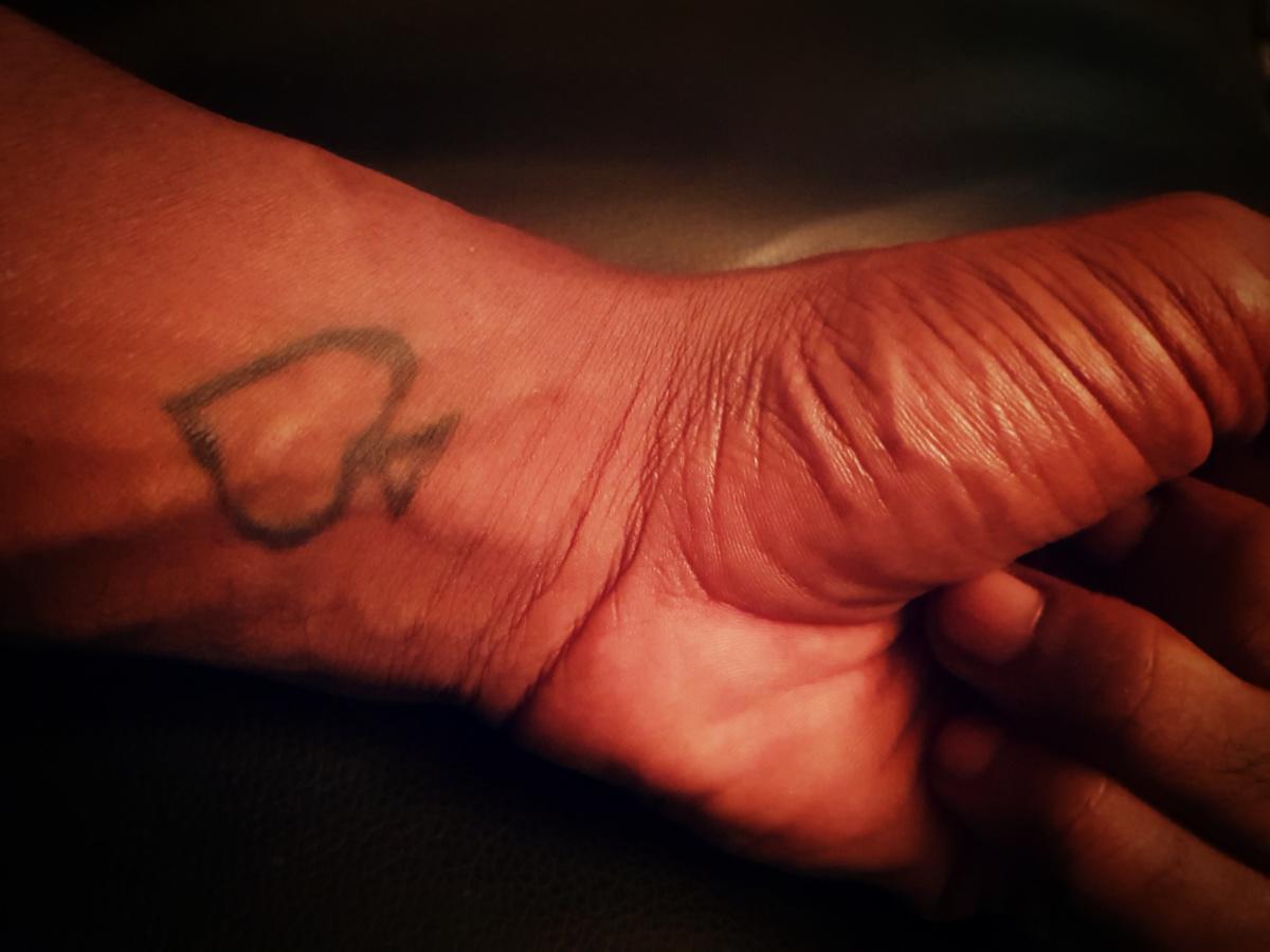 L'inspecteur Guimonwara dans '' Amis amis vices''