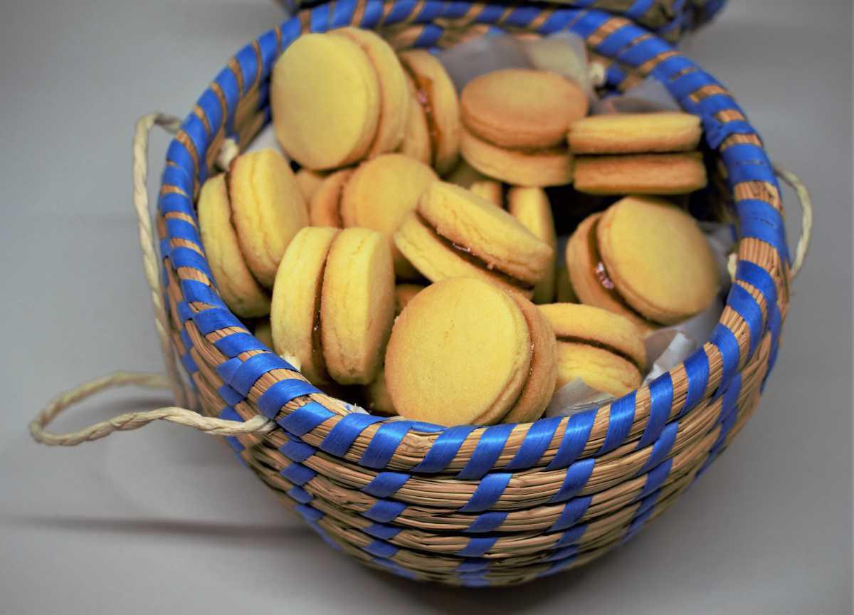 كوكيز بحشوت المشمش  كوكيز بحشوت المشمش