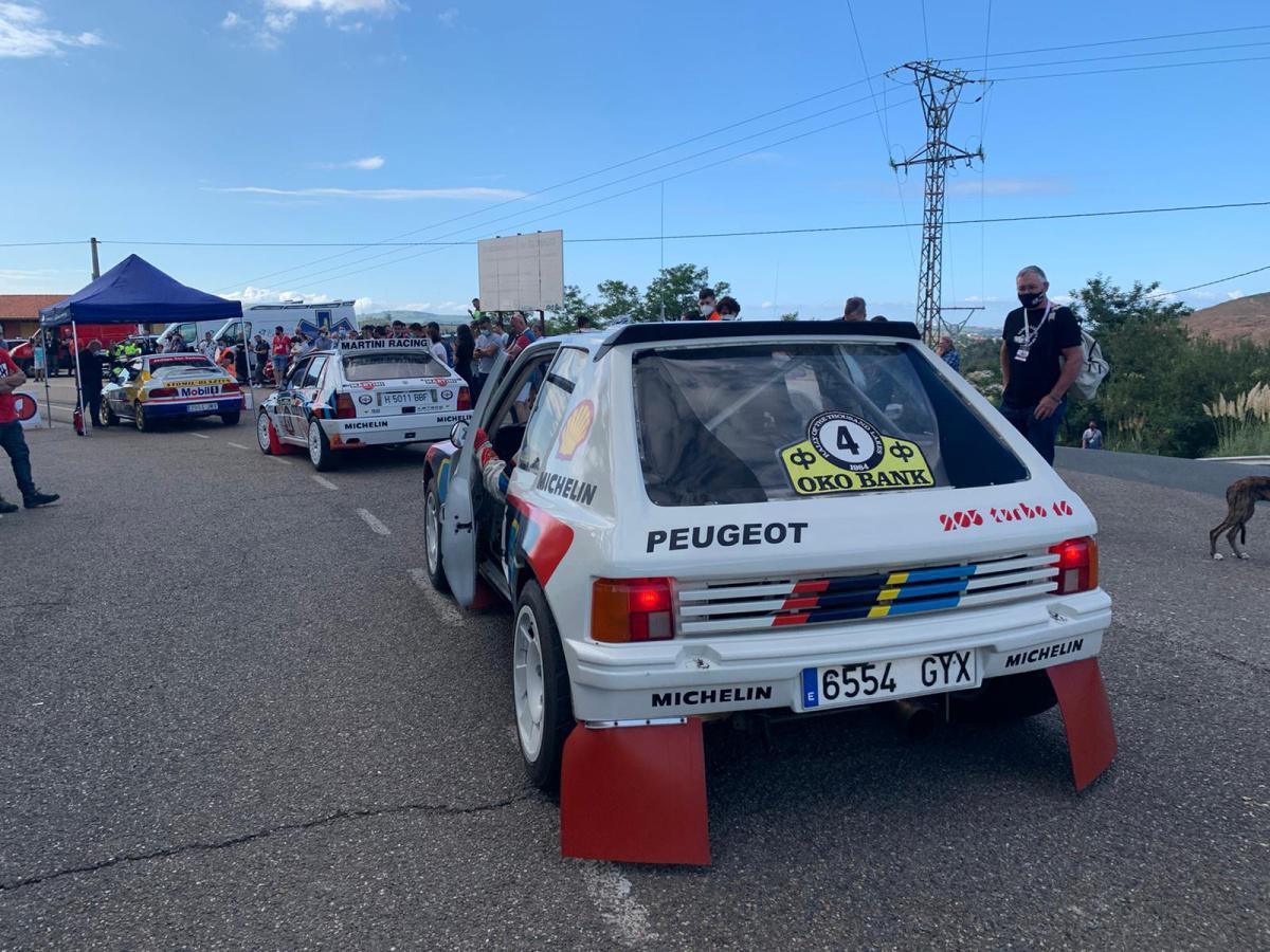 Espectáculo nocturno en la jornada inicial del Rallye Festival Hoznayo