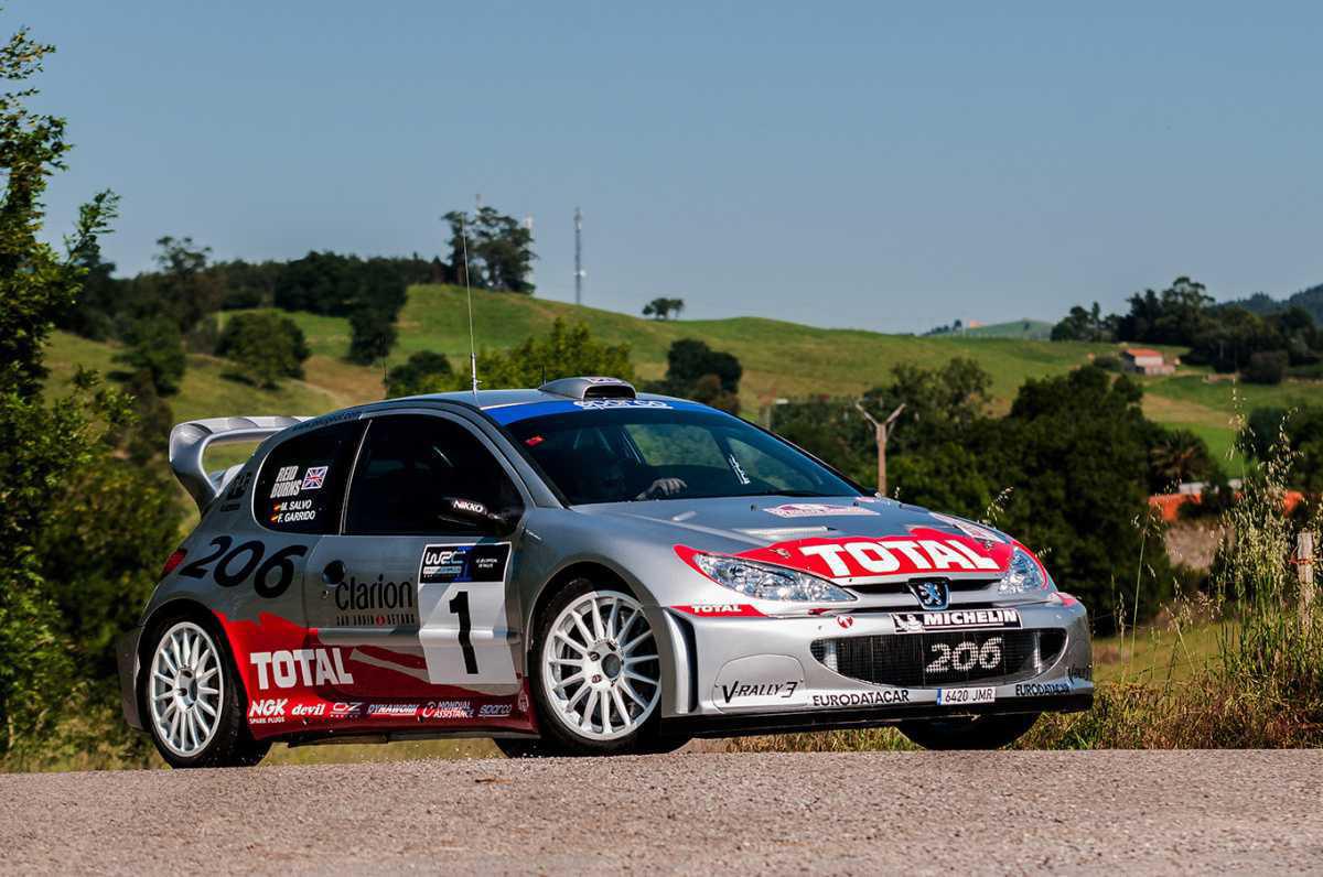 Peugeot 206 WRC ex oficial en el Rallye Festival Hoznayo 2025