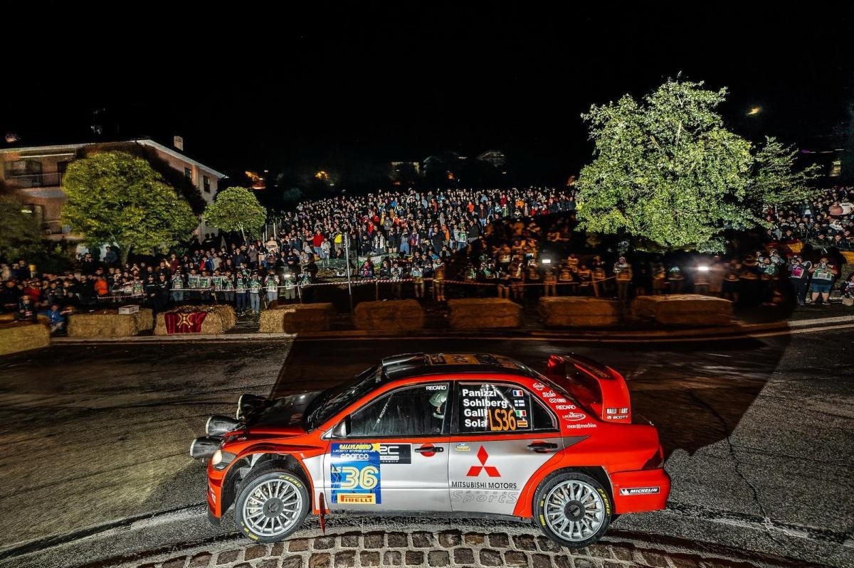 Mitsubishi Lancer WRC 04/05 en el Rallye Festival Hoznayo