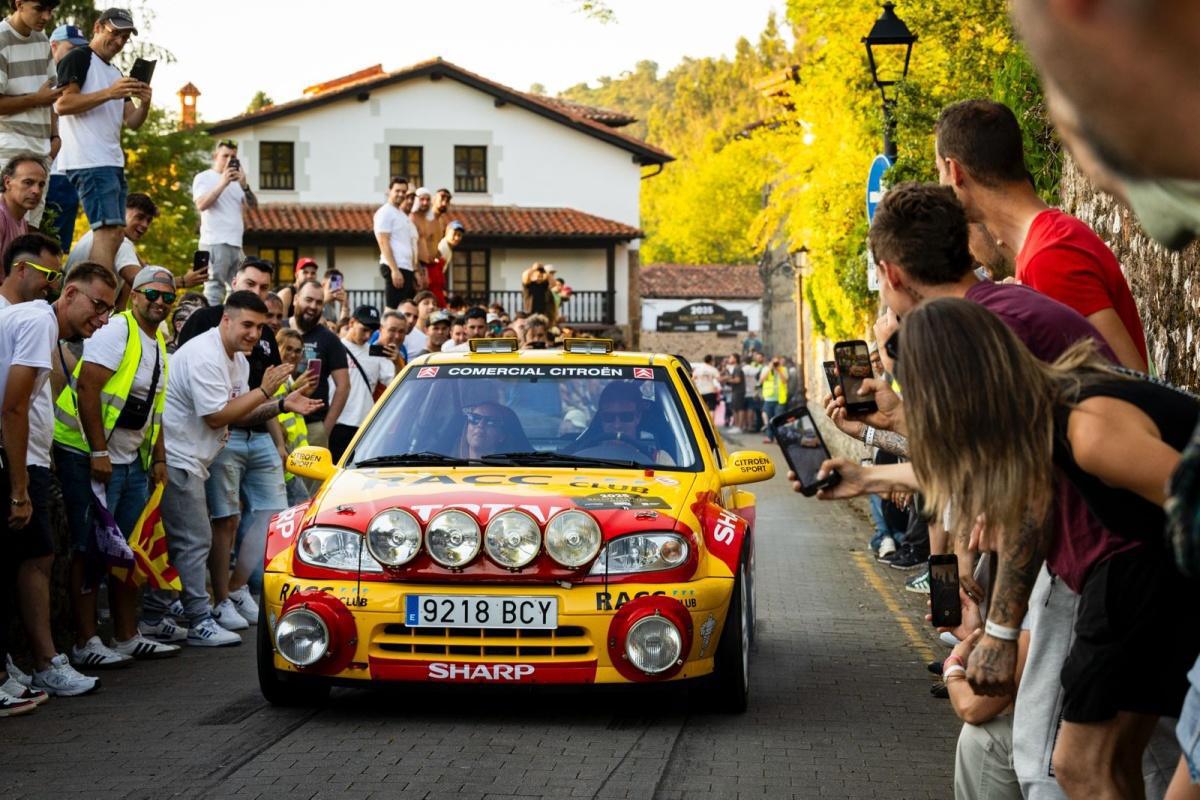 Éxito rotundo en la salida protocolaria del Rallye Festival Hoznayo 2025