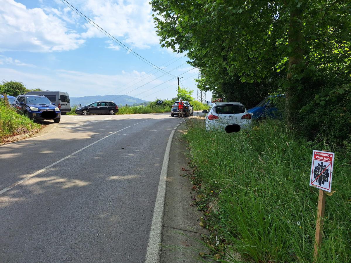 14:12 | TC1 Tetas de Liérganes › URGENTE, necesitamos quitar este coche de esta ubicación de manera inmediata. 14:12 | TC1 Tetas de Liérganes › URGENTE, necesitamos quitar este coche de esta ubicación de manera inmediata.