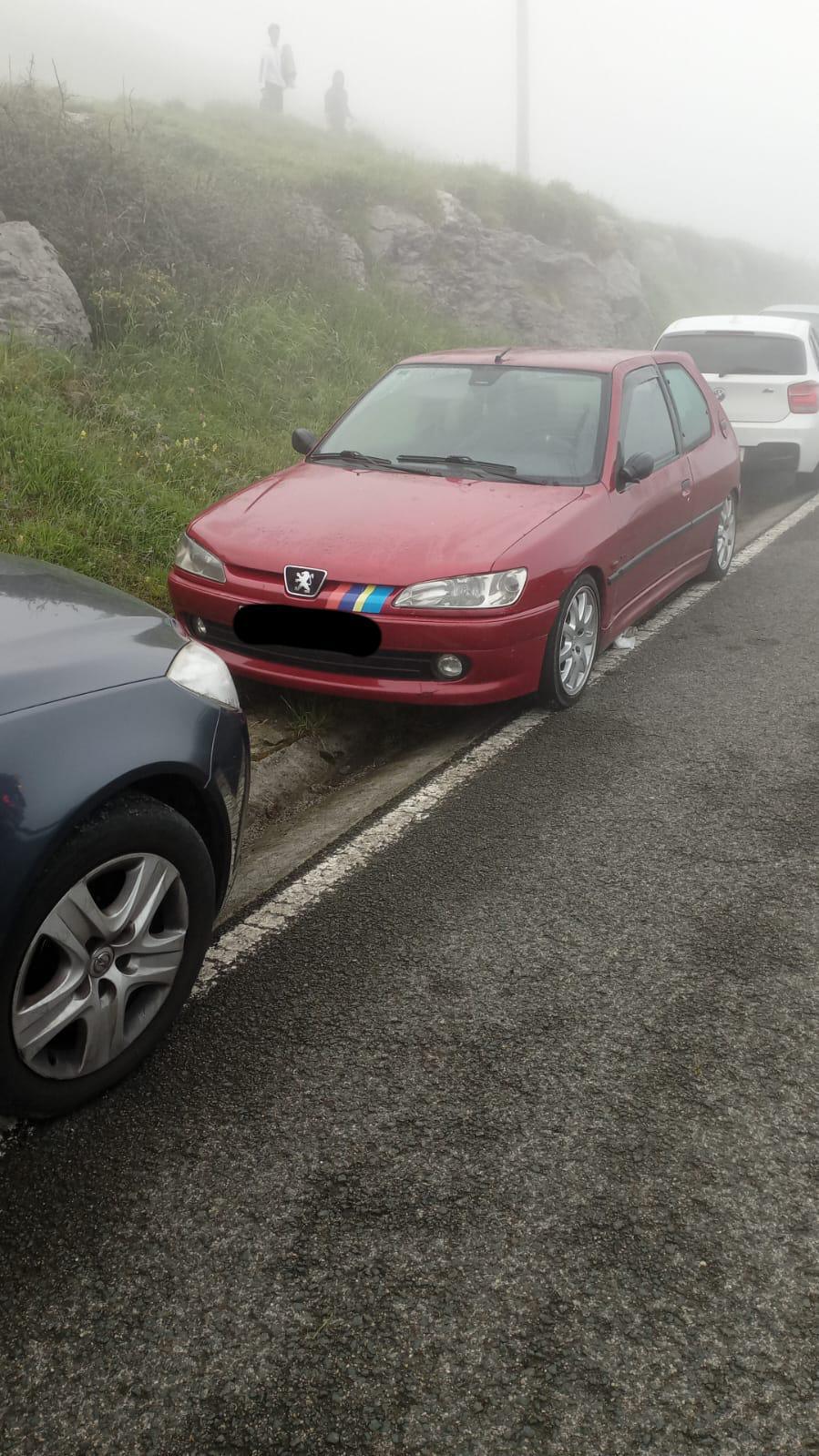 08:22| TC4 Alisas › MUY URGENTE, necesitamos retirar los siguientes coches que están mal aparcados, rogamos a los dueños que los muevan a un sitio donde no molesten. ¡Muchas gracias!