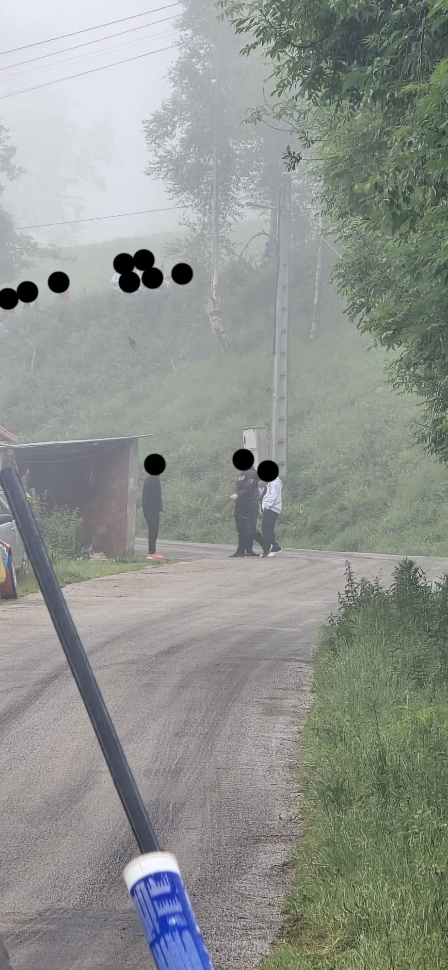 11:08 | TC5 Merilla › IMPORTANTE. Por favor, necesitamos que la gente no camine por la carretera, sitúate en sitios altos y seguros por favor. Colabora con nosotros, muchas gracias.