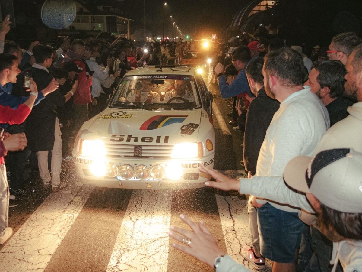 Gran Final del Rallye Festival Hoznayo 2025 con el pasillo humano Gran Final del Rallye Festival Hoznayo 2025 con el pasillo humano
