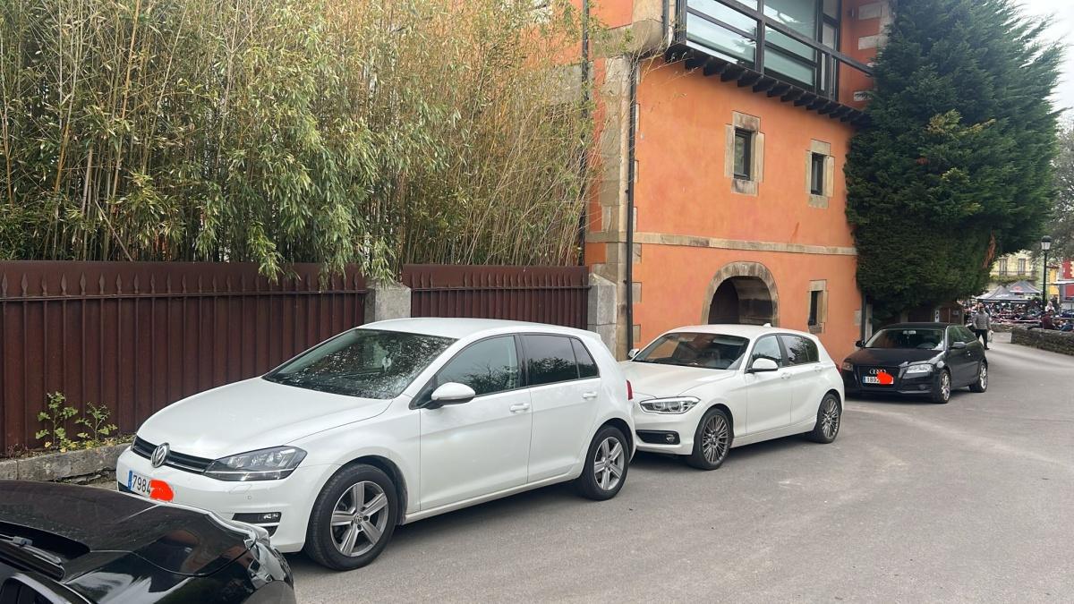 09:31 | TC6 Hermosa › URGENTE, necesitamos que estos coches aparquen en otro lugar. La organización no se hace responsable de daños en los vehículos mal estacionados. Si no se retiran NEUTRALIZAREMOS EL TRAMO. Colabora con nosotros, muchas graci