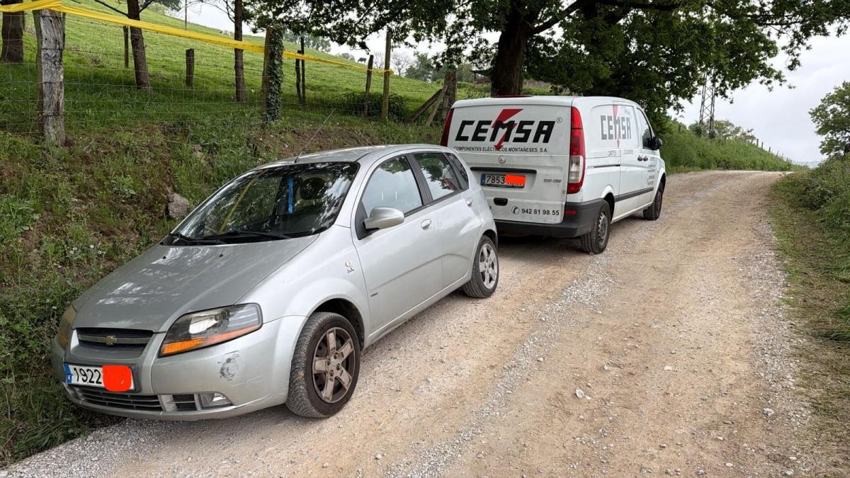 09:31 | TC6 Hermosa › URGENTE, necesitamos que estos coches aparquen en otro lugar. La organización no se hace responsable de daños en los vehículos mal estacionados. Si no se retiran NEUTRALIZAREMOS EL TRAMO. Colabora con nosotros, muchas graci