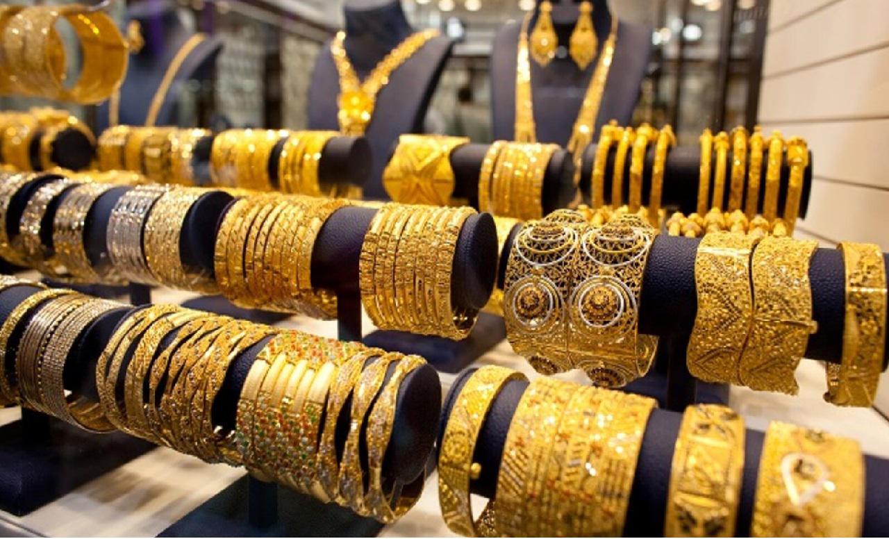 مع بدء اللقاح ضد كوفيد-19.. أسعار الذهب تهبط