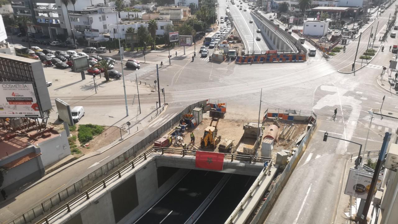 مجلس جماعة الدار البيضاء في موقف حرج بسبب تأخره في إنجاز المشاريع المتعثرة