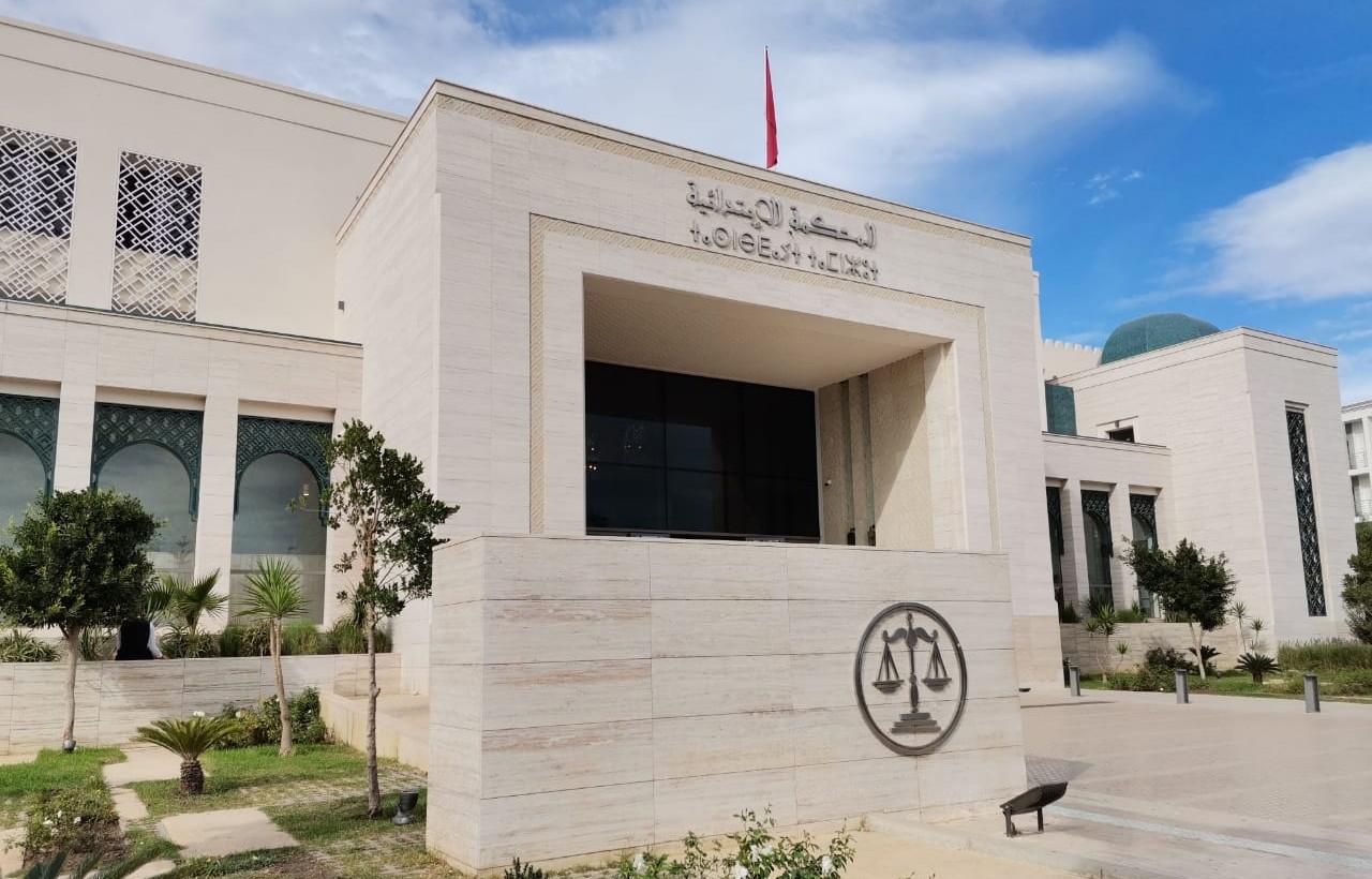 تفكيك شبكة متخصصة في الاتجار الدولي للمخدرات وتبييض الأموال