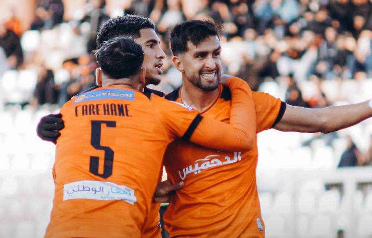 نهضة بركان يستهل حملة الدفاع عن لقبه بثلاثية في شباك اتحاد الخميسات