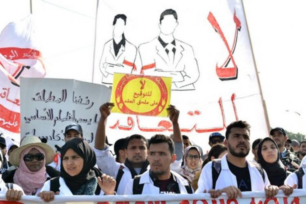 أساتذة التعاقد يهددون وزارة بنموسى بالتصعيد