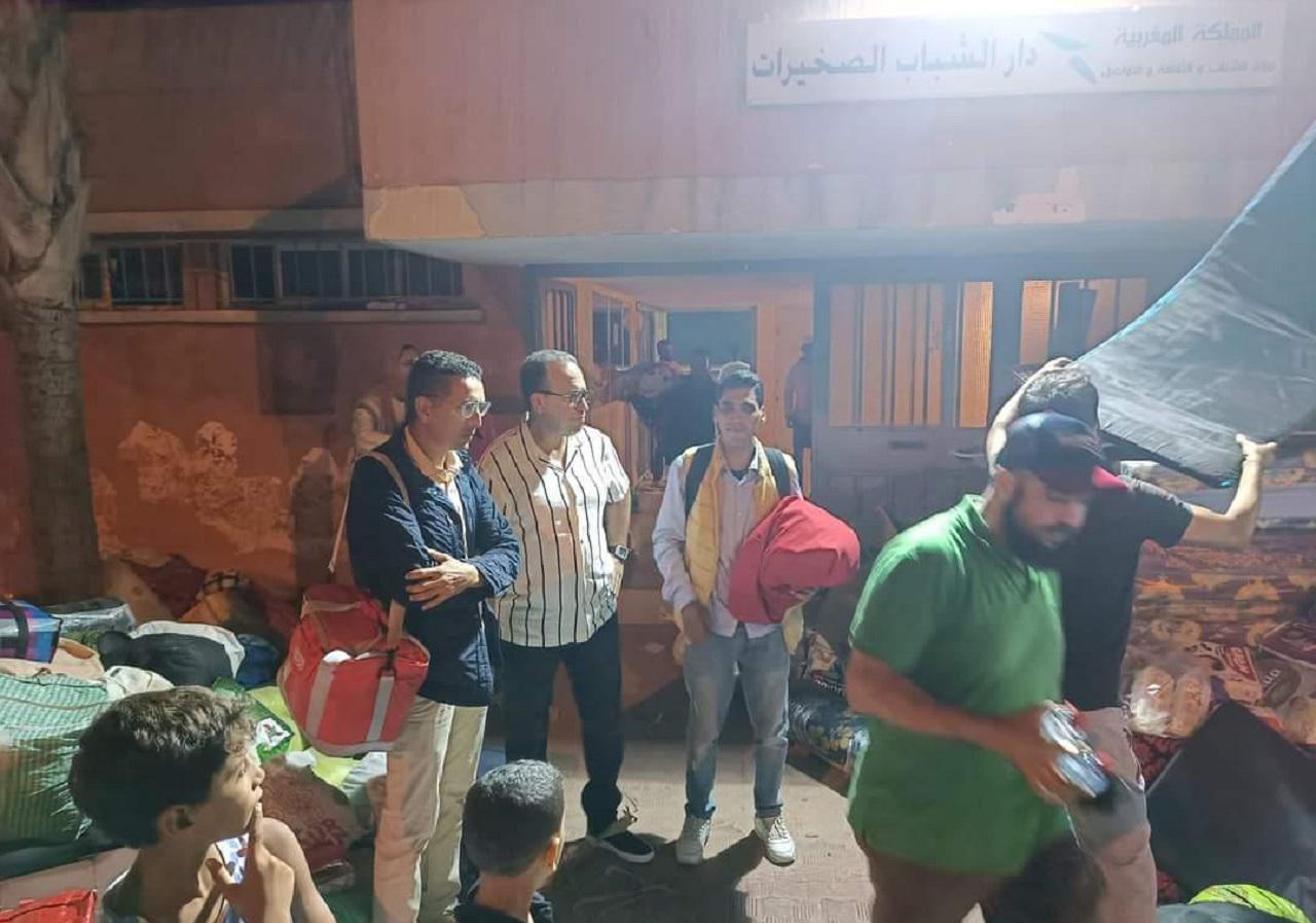 فعاليات المجتمع المدني بالصخيرات تقدم يد العون لمتضرري الزلزال