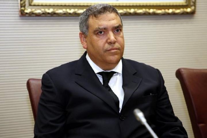 لفتيت يواجه الموظفين المضربين بهذا القرار