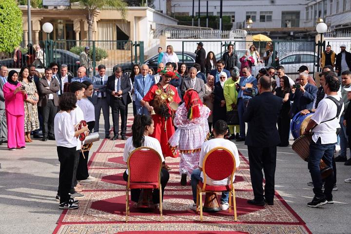 الملتقى الدولي للتربية الجمالية في دورته الثامنة يحلق بقامات علمية بنفس فني وتربوي
