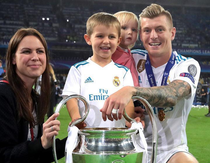 نجم ريال مدريد يعلن اعتزاله اللعب نهائيا بعد يورو 2024