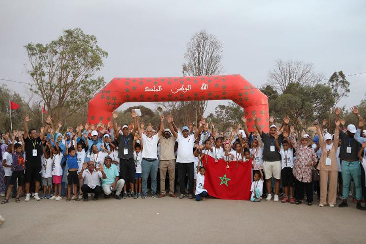 نزلاء السجن المحلي بالرشيدية يستفيدون من أنشطة قافلة الرياضة الجماهيرية بمناسبة عيد العرش المجيد