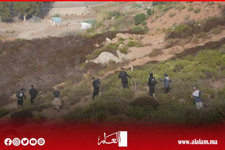 العثور على السائح المغربي وزوجته الألمانية بعدما حاصرتهما الثلوج وسط سيارتهما بأزيلال