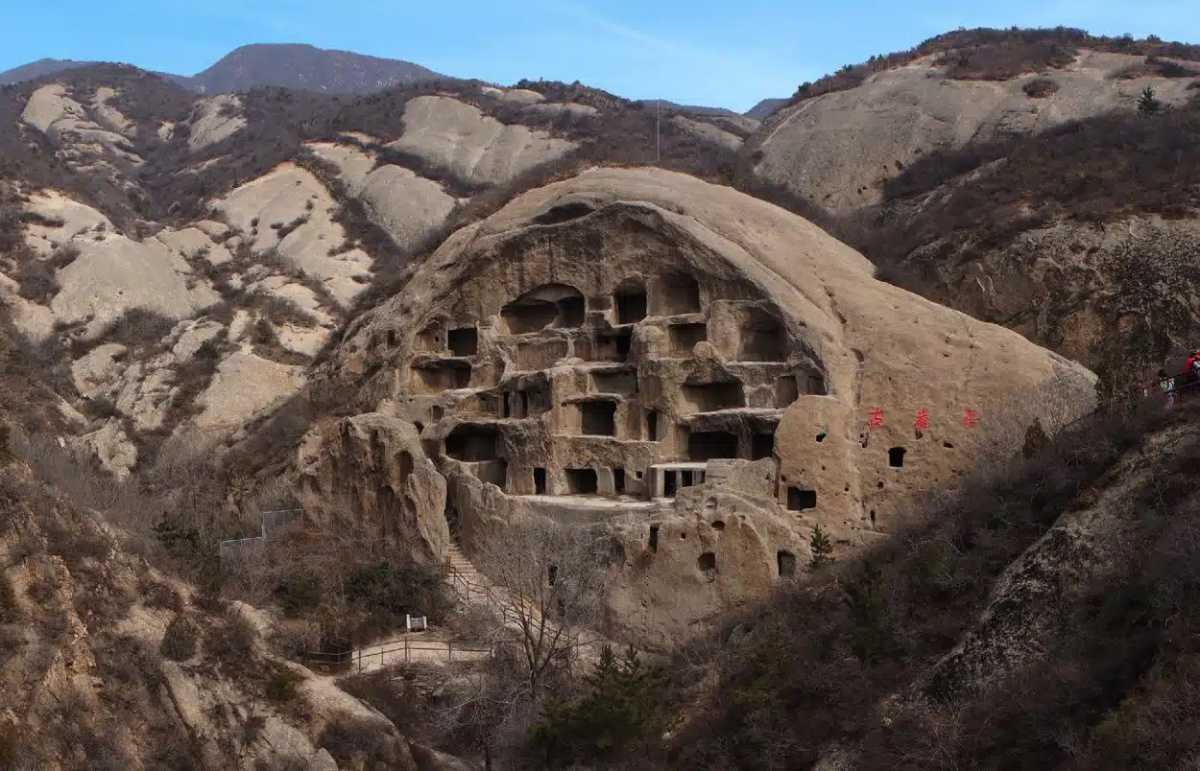 The Guyaju Caves The Guyaju Caves
