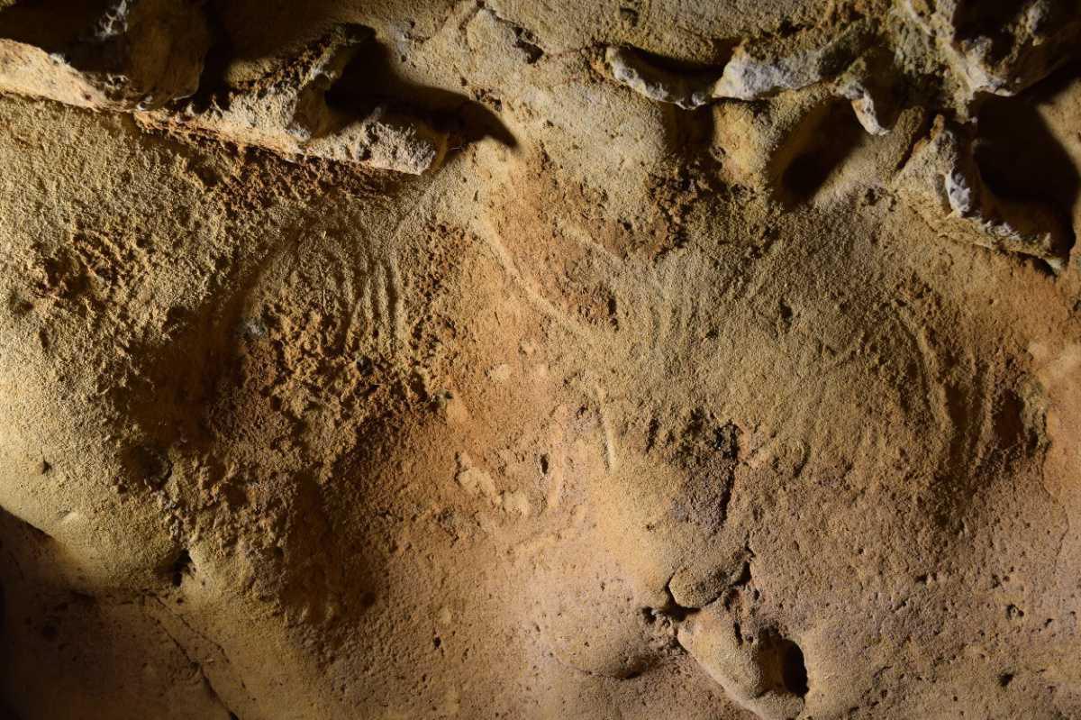 Researchers find oldest known neanderthal engravings Researchers find oldest known neanderthal engravings