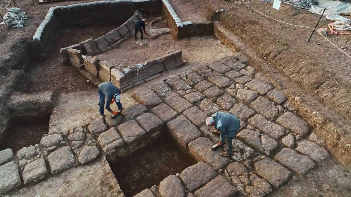 Legionary fortress of the Legio VI Ferrata found in Israel Legionary fortress of the Legio VI Ferrata found in Israel