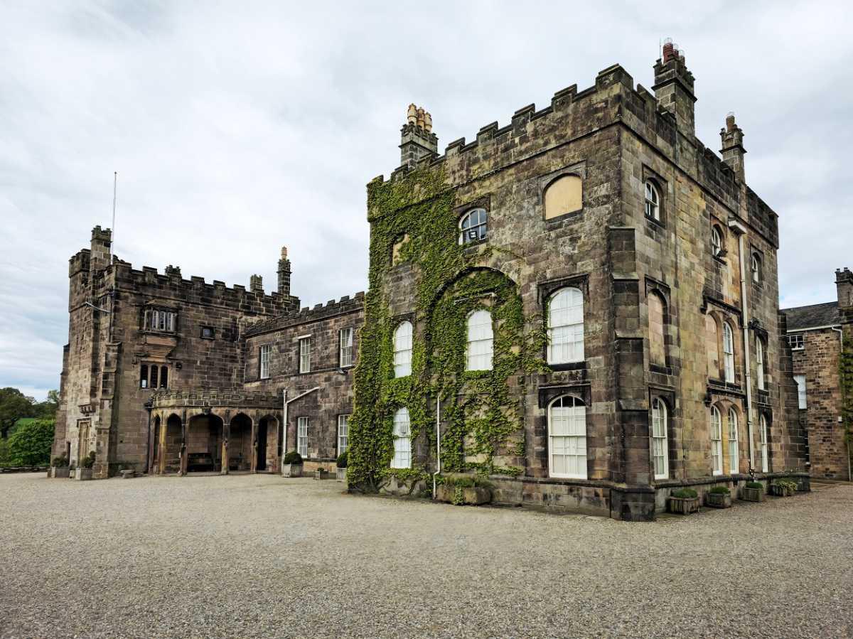 Ripley Castle - Historic castle and estate goes up for sale