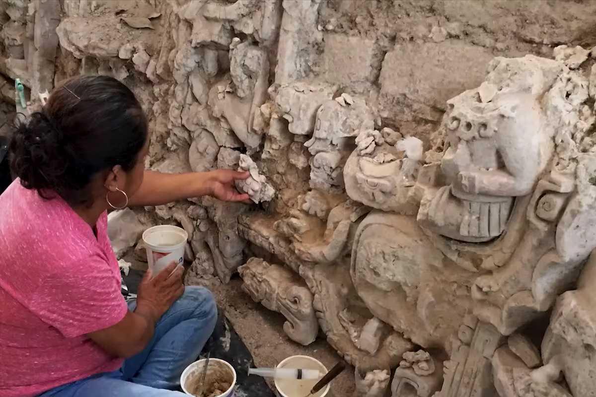 Ballcourt unearthed at Dzibanché decorated with Maya murals