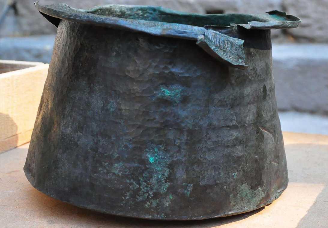1,400-year-old bronze cauldron discovery 1,400-year-old bronze cauldron discovery