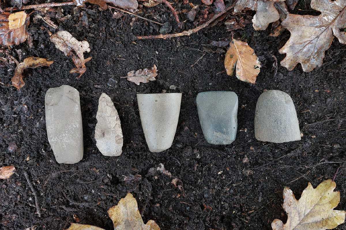 Archaeologists investigate two prehistoric settlements in Frillesås Archaeologists investigate two prehistoric settlements in Frillesås