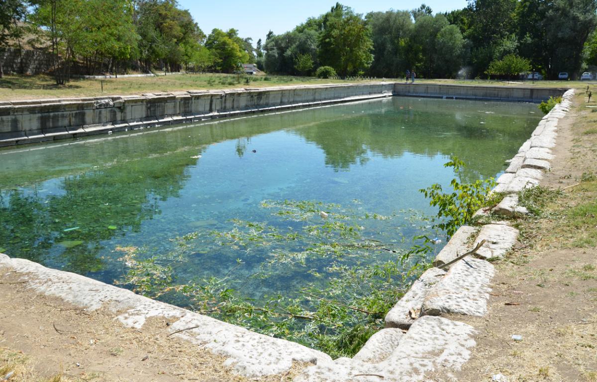 Ancient pool revealed as healing sanctuary in dedication to Asclepius Ancient pool revealed as healing sanctuary in dedication to Asclepius