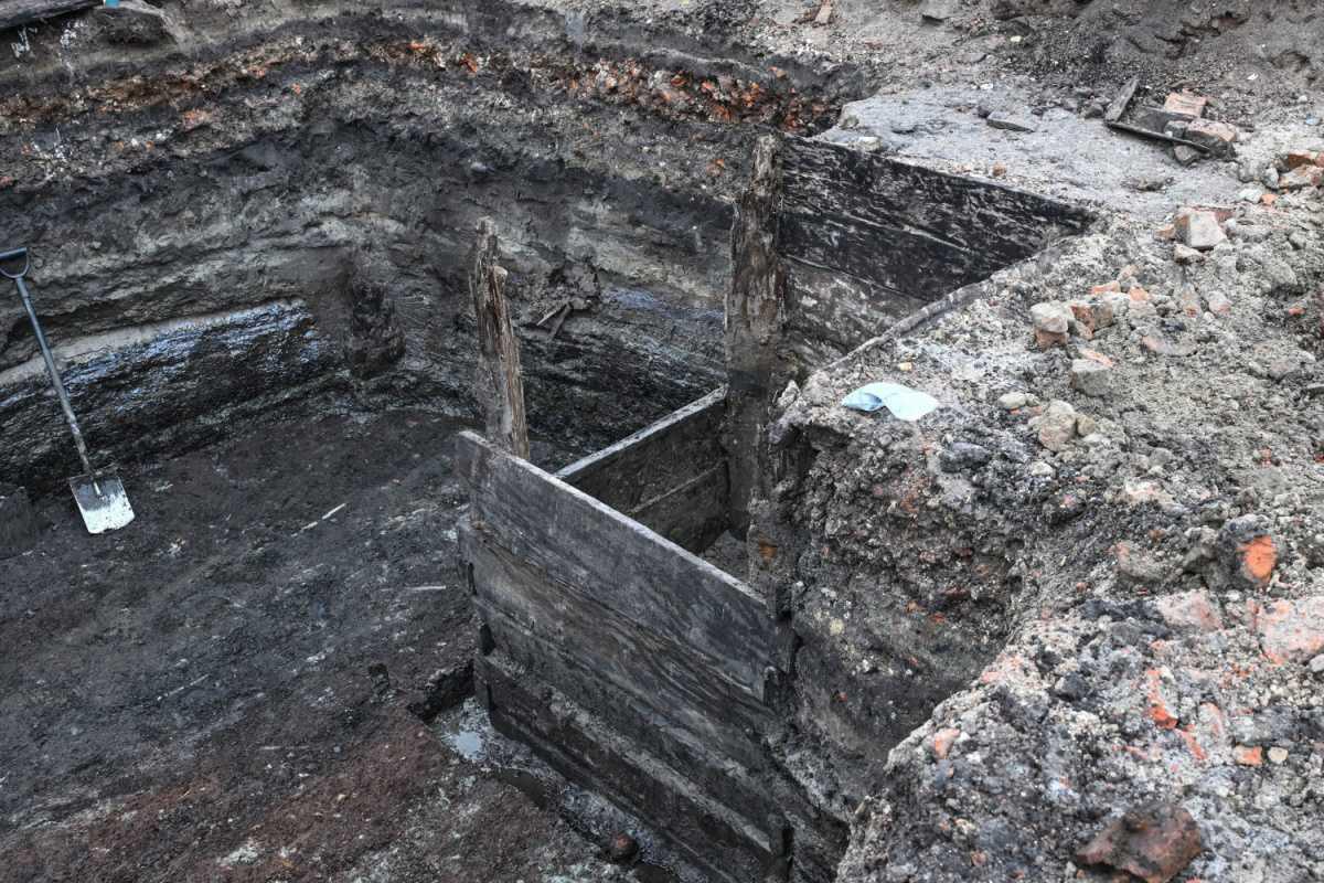 Time capsule of medieval artefacts unearthed in Łasztownia excavation Time capsule of medieval artefacts unearthed in Łasztownia excavation