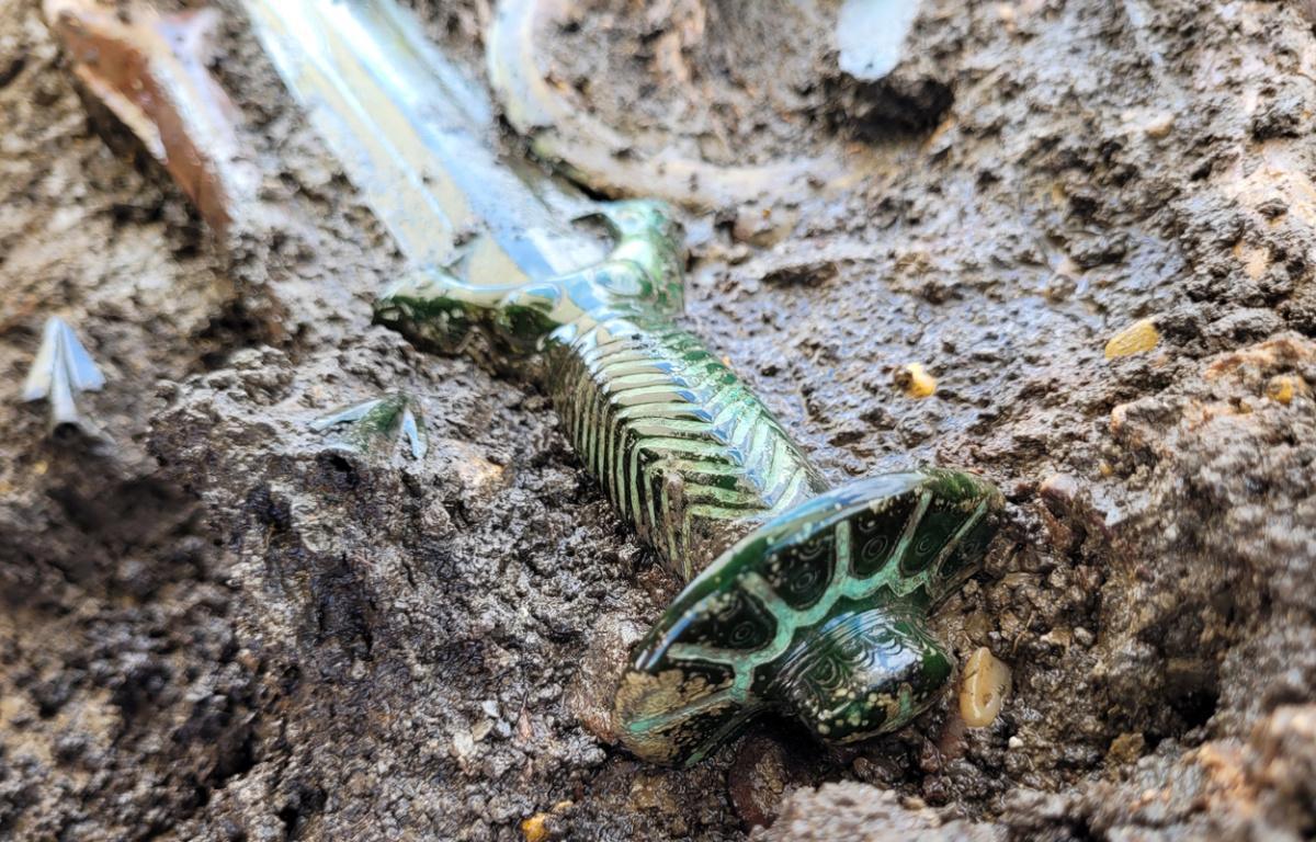 Sword provides new insights into metalworking during the Middle Bronze Age Sword provides new insights into metalworking during the Middle Bronze Age