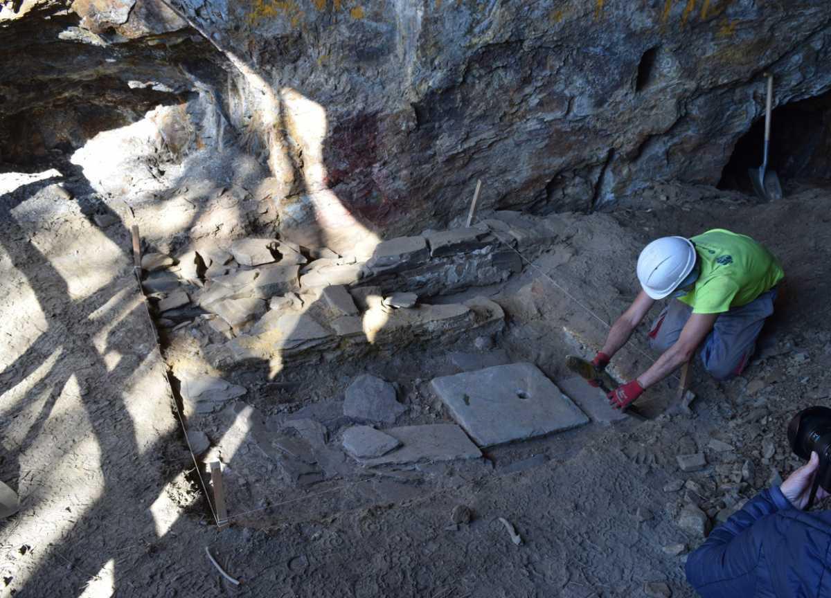 Medieval chapel discovered inside Spanish cave