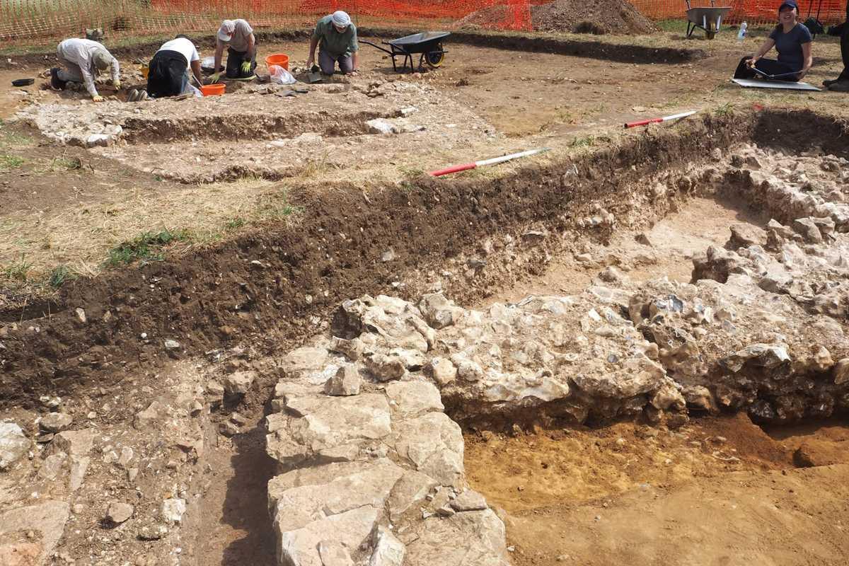 Excavations at Fetcham Springs reveal Roman bath complex
