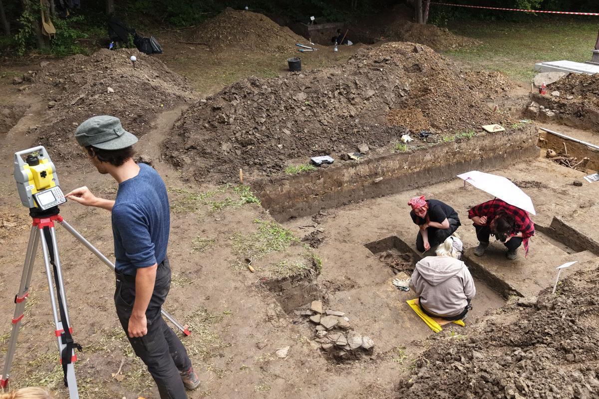 Forgotten First World War cemetery unearthed in Southern Poland Forgotten First World War cemetery unearthed in Southern Poland