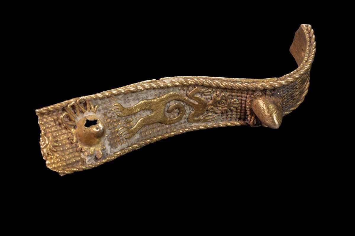 Ancient gold bracelet could be part of "Fisherman’s Jewels" Ancient gold bracelet could be part of "Fisherman’s Jewels"