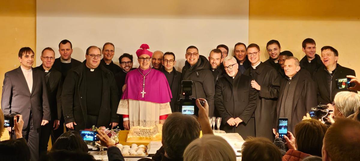 Mons. Giuseppe Russo als erster Priester der Gemeinschaft Servi Della Sofferenza zum Bischof geweiht