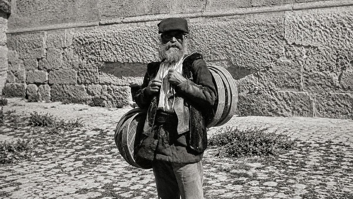Spazio ILISSO // Mostra Antonio Ballero. “Poeta visivo” nella Nuoro d’inizio Novecento Spazio ILISSO // Mostra Antonio Ballero. “Poeta visivo” nella Nuoro d’inizio Novecento