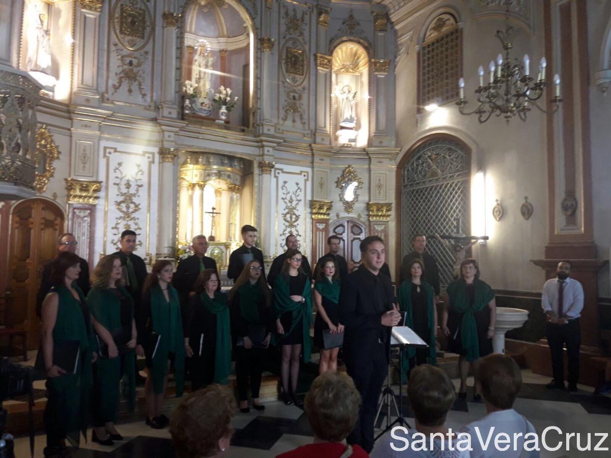Concierto de la Coral de la Santa Vera Cruz en Málaga Concierto de la Coral de la Santa Vera Cruz en Málaga