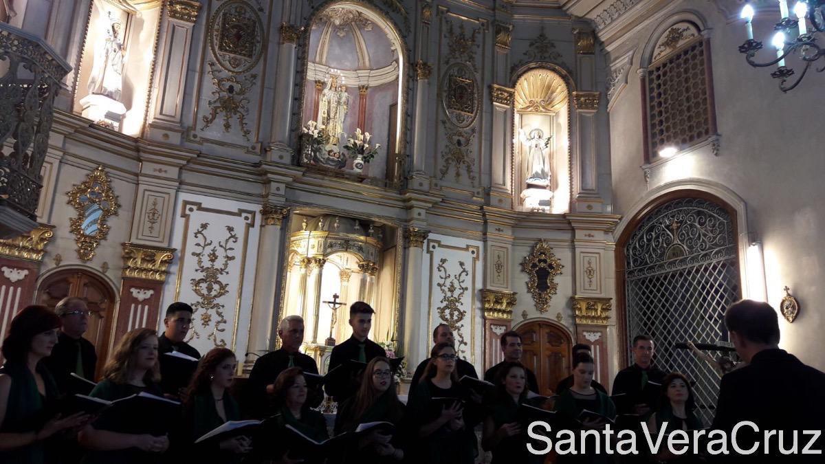 Concierto de la Coral de la Santa Vera Cruz en Málaga Concierto de la Coral de la Santa Vera Cruz en Málaga