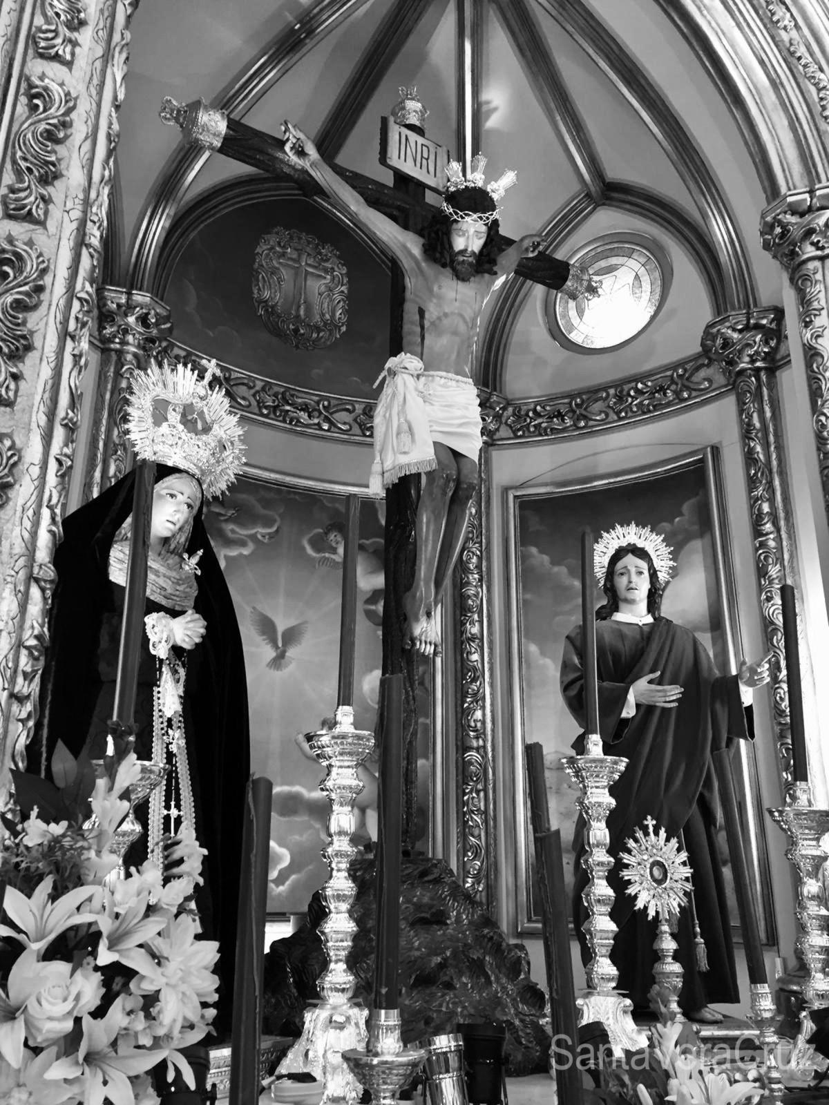 Misa de Difuntos y Oración en la Capilla de Columbarios Misa de Difuntos y Oración en la Capilla de Columbarios