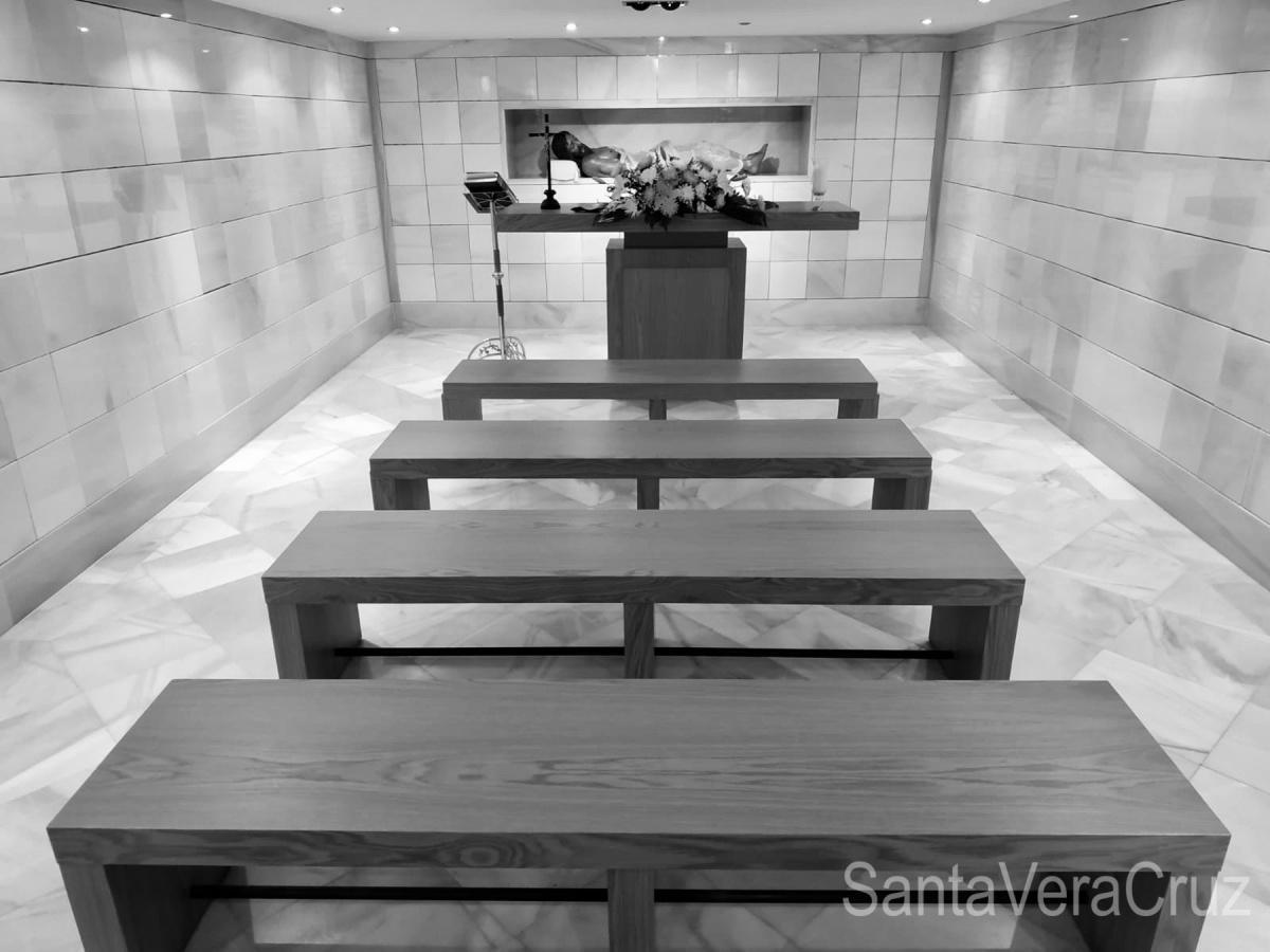 Misa de Difuntos y Oración en la Capilla de Columbarios Misa de Difuntos y Oración en la Capilla de Columbarios