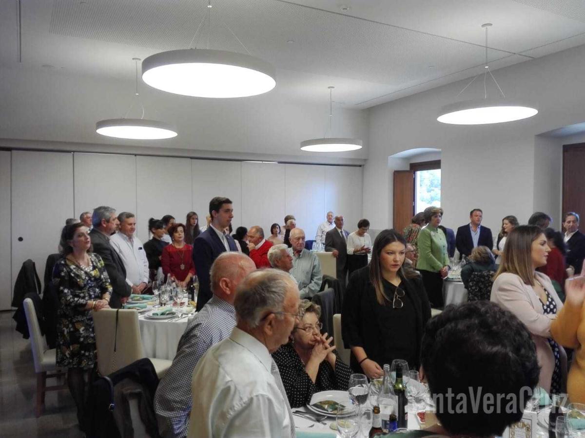 Almuerzo Hermandad y Santa Misa celebrada por el Vicario General D. José A. Sánchez Almuerzo Hermandad y Santa Misa celebrada por el Vicario General D. José A. Sánchez