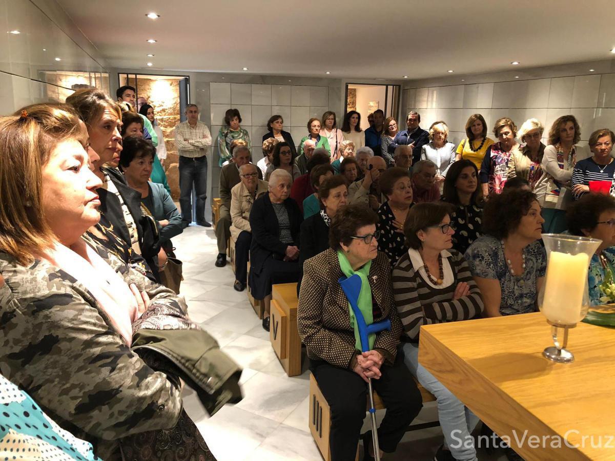 Celebración de Todos los Santos y Conmemoración de los Fieles Difuntos Celebración de Todos los Santos y Conmemoración de los Fieles Difuntos