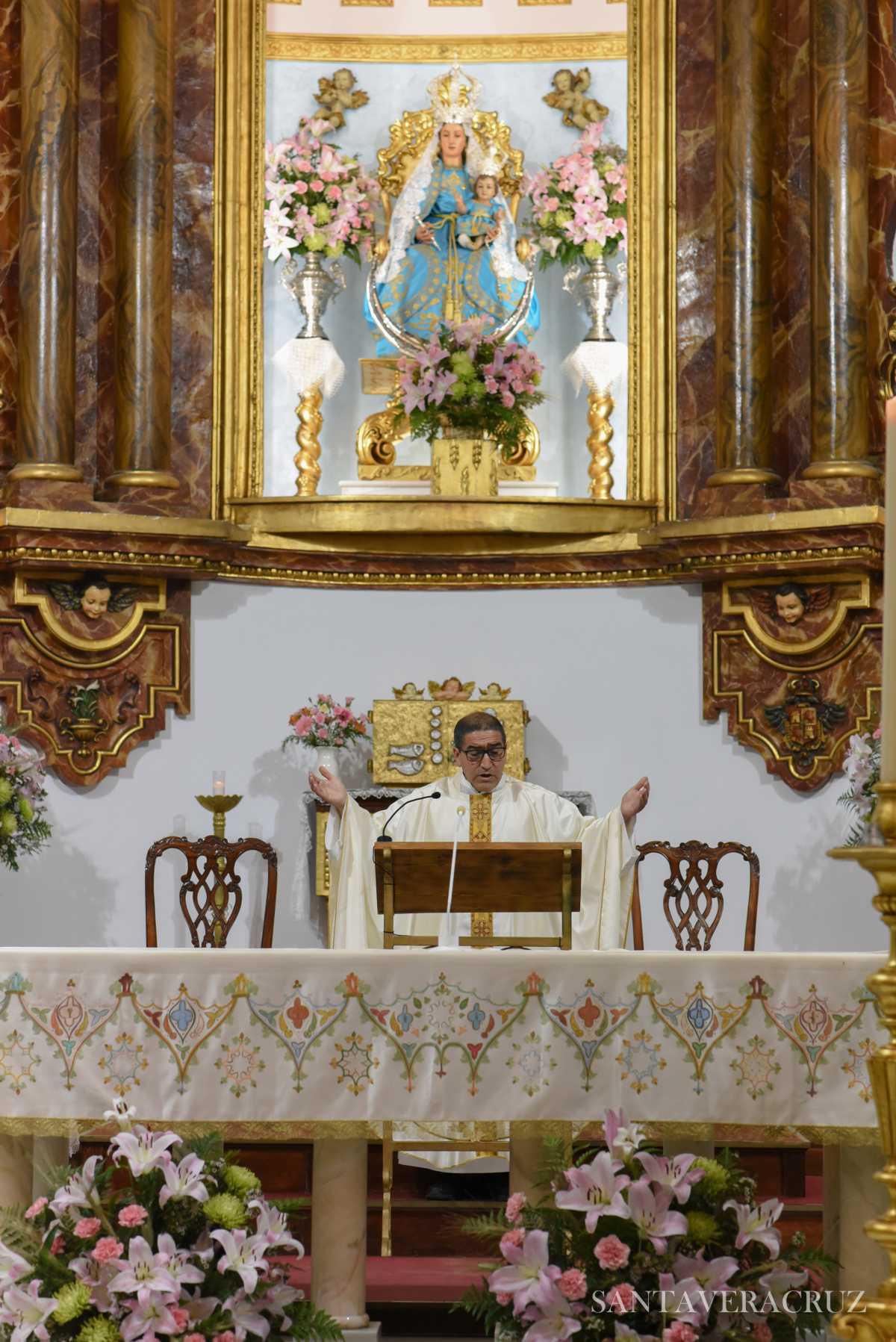 Triduo en honor del Santísimo. Cristo de la Vera+Cruz: "Aprended de mi". Triduo en honor del Santísimo. Cristo de la Vera+Cruz: "Aprended de mi".
